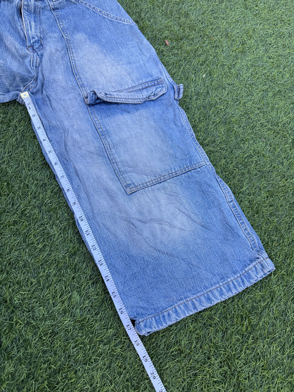Active Wear Mens Denim Cargo Shorts W28 Blue Baggy Long Y2K Skater Utility