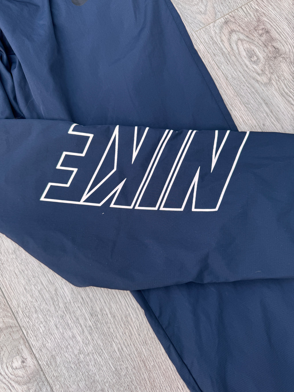 Nike Sportswear Track Pants Mens Small Navy Blue Lined Joggers Swoosh Cuffed