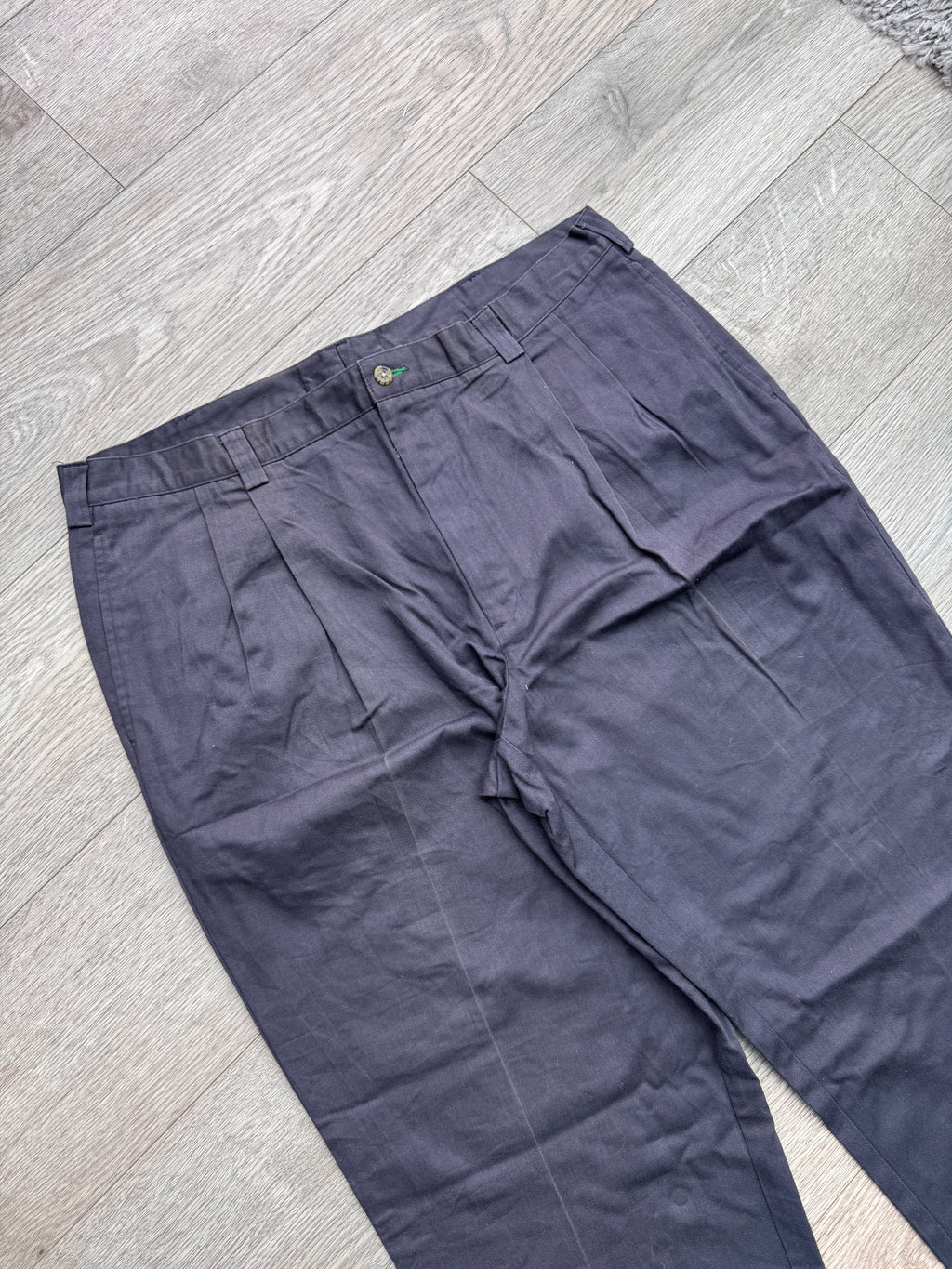 Tommy Hilfiger Mens Navy Blue Pleated Chino Trousers W40 L30 Straight Leg