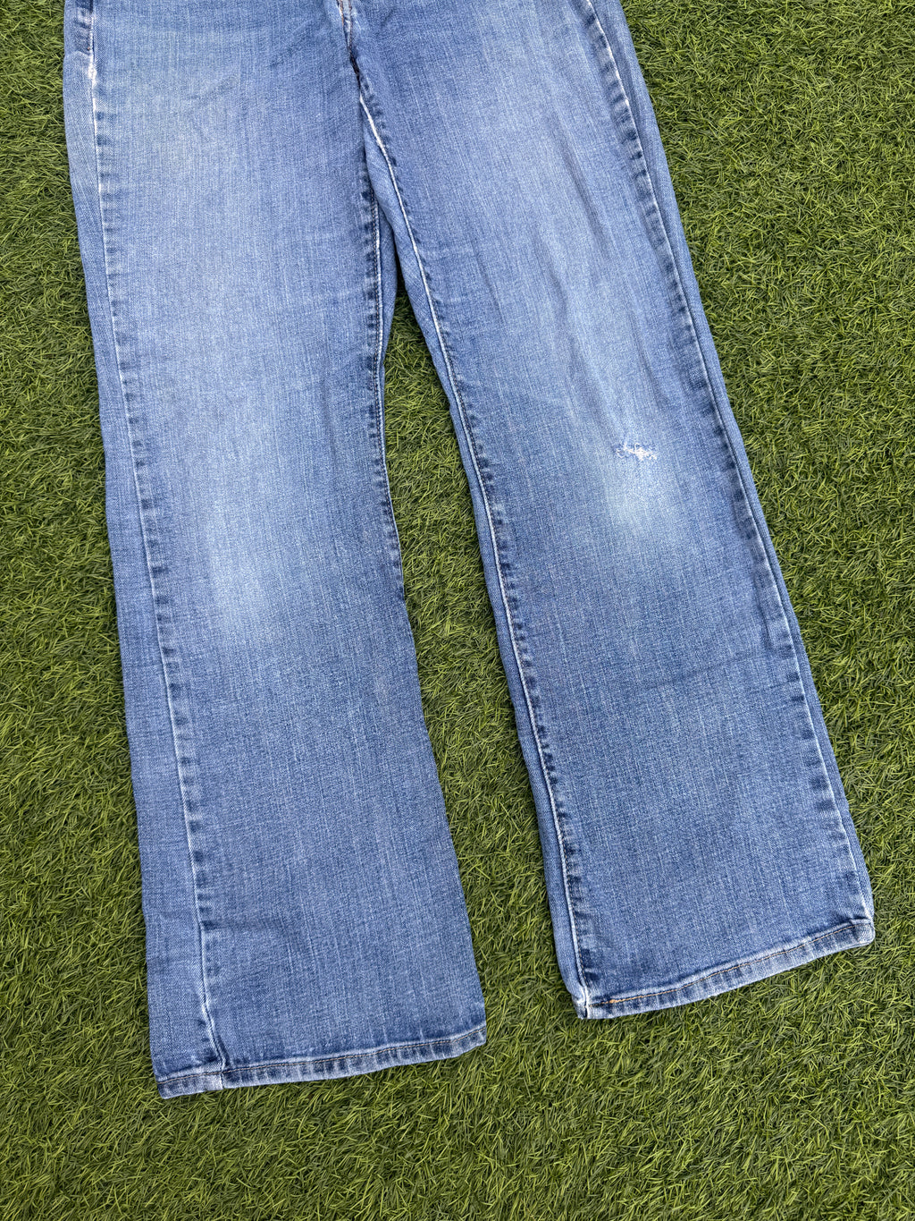 Levis Womens Classic Bootcut Jeans W29 L30 UK 8 Blue Denim Flared Stretch