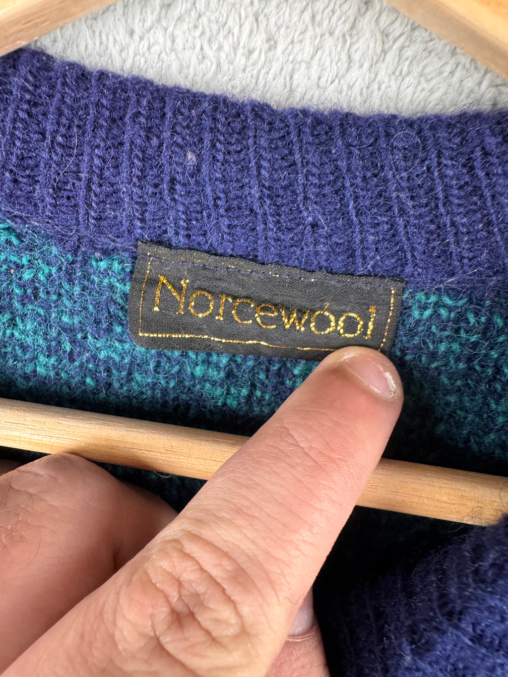 Vintage Norcewool Mens Medium Navy Blue Green Fleck Knit Jumper