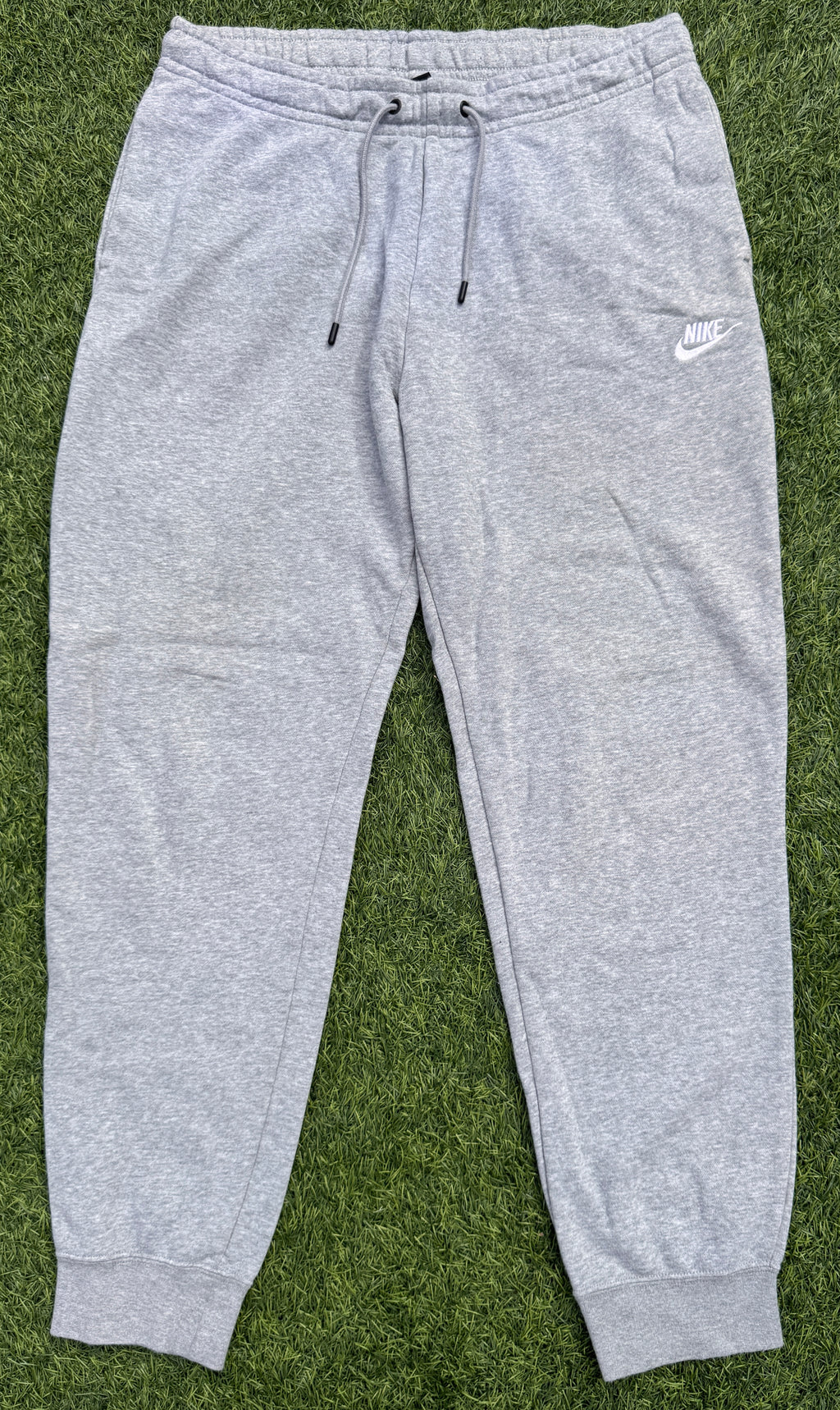 Nike Club Fleece Joggers Mens Large Grey Tracksuit Bottoms Cuffed