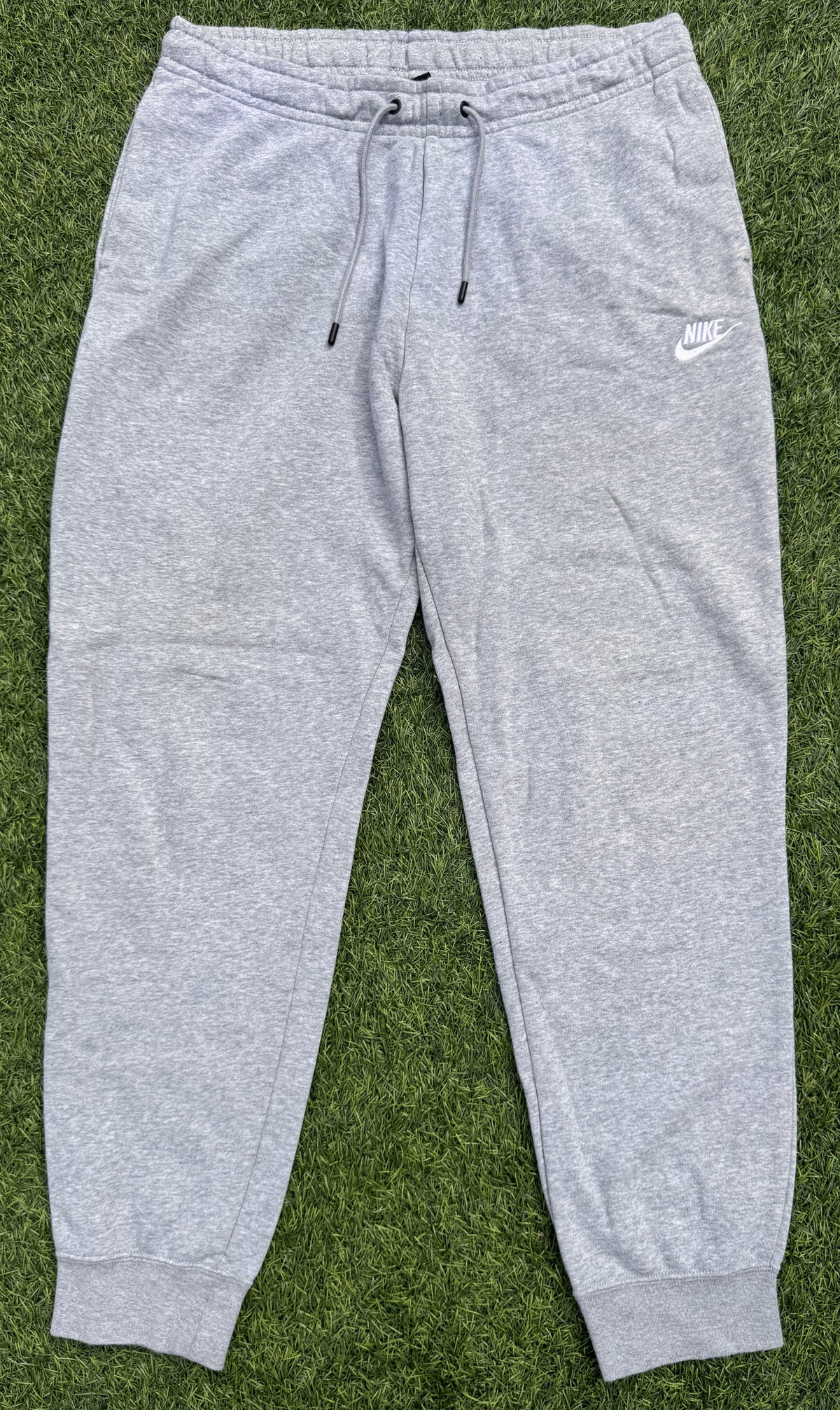Nike Club Fleece Joggers Mens Large Grey Tracksuit Bottoms Cuffed