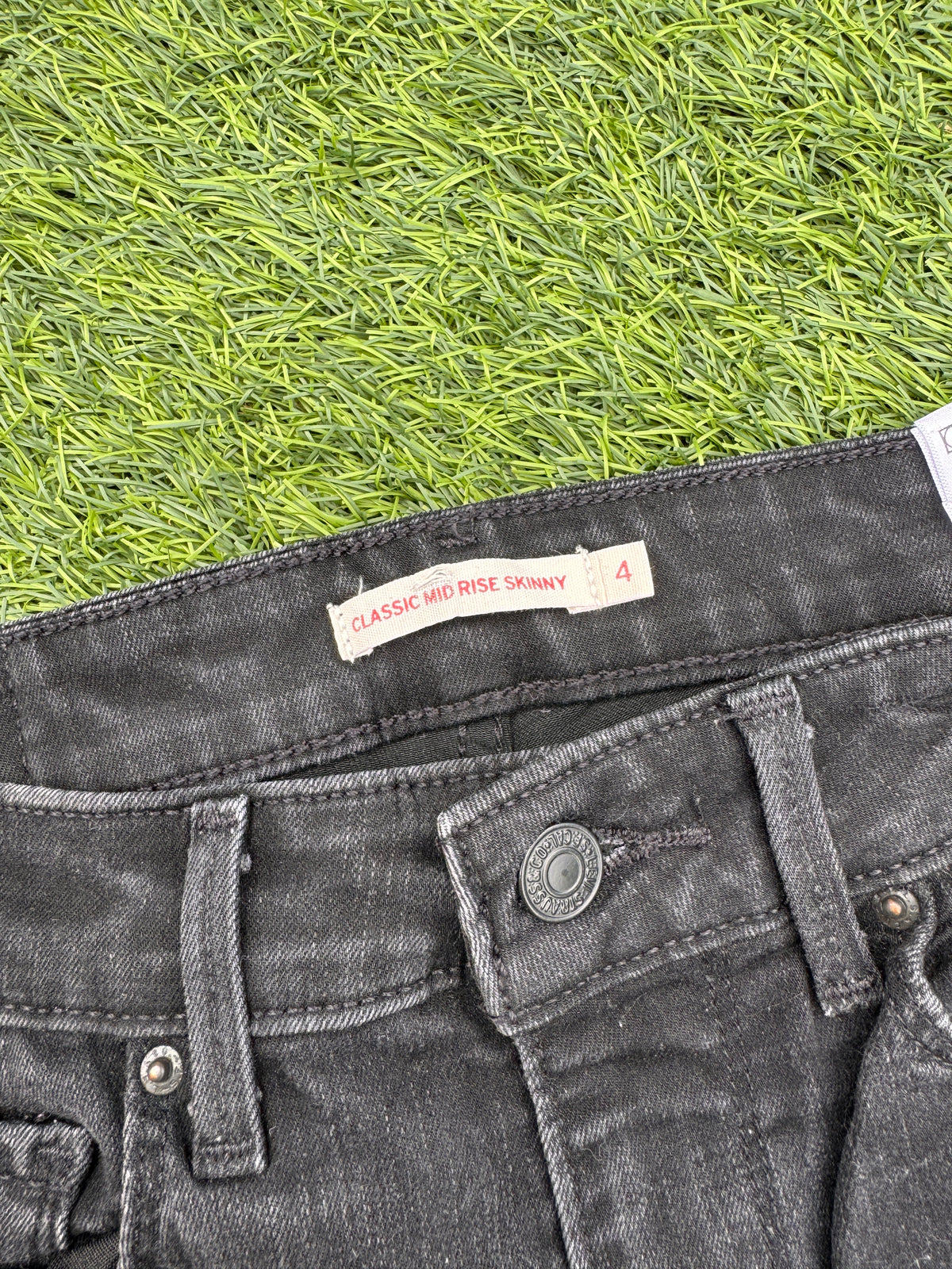 Levis Womens Jeans W27 L30 Black Classic Mid Rise Skinny Stretch