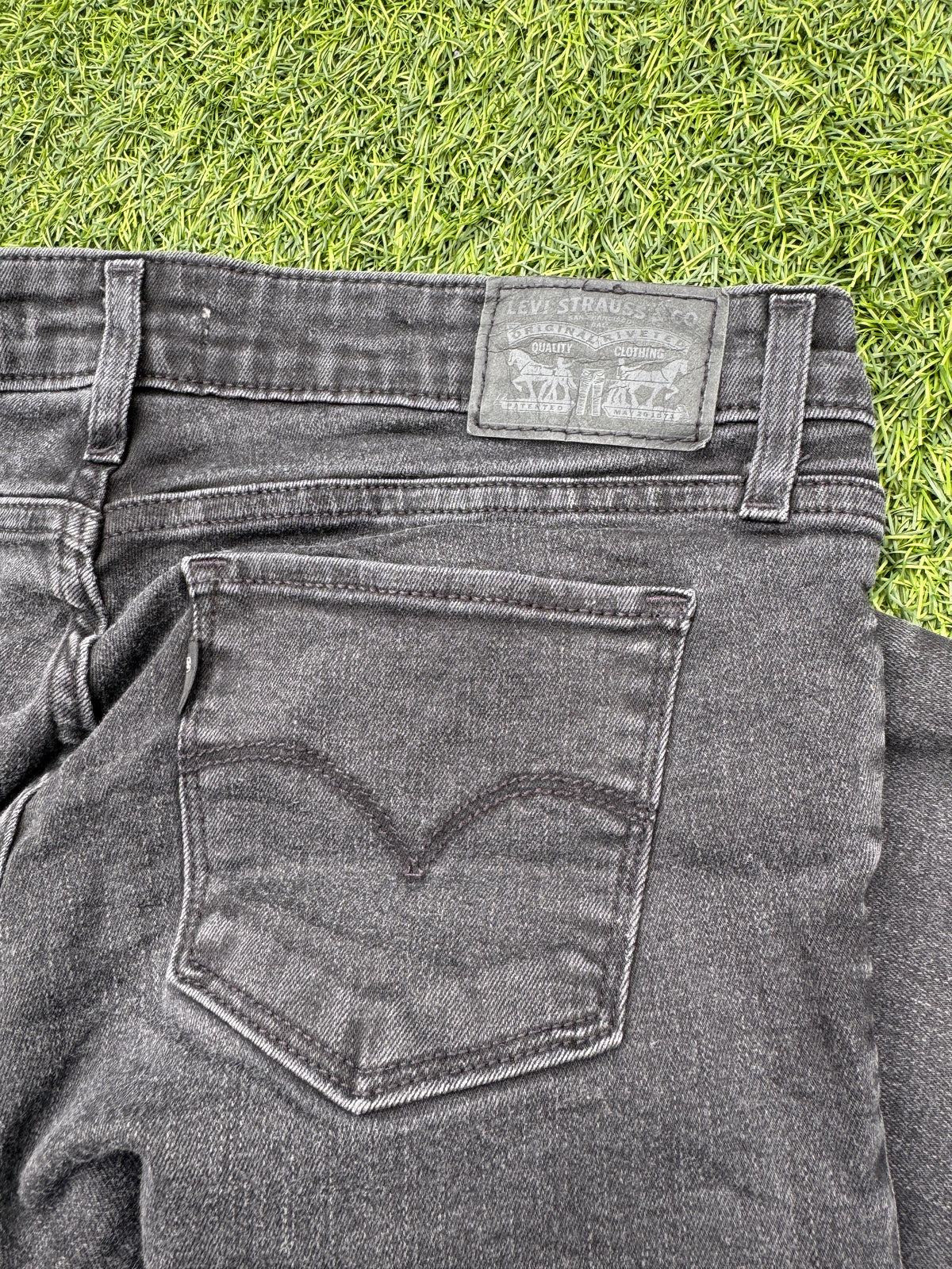 Levis 711 Womens Skinny Jeans W28 L32 Black Charcoal Wash Stretch