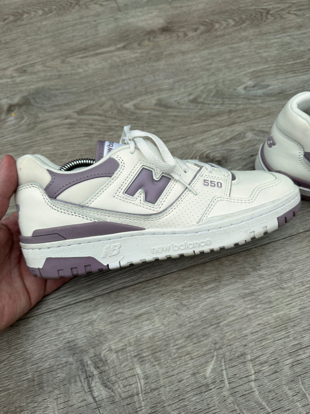 New Balance 550 BBW550AK Womens Trainers UK 8 EU 41.5 White Purple