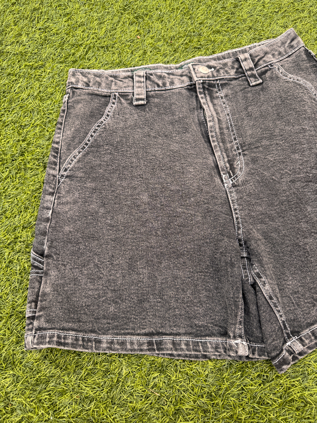 Wild Fable Womens Denim Shorts Size 12 Black Acid Wash Carpenter Utility Y2K