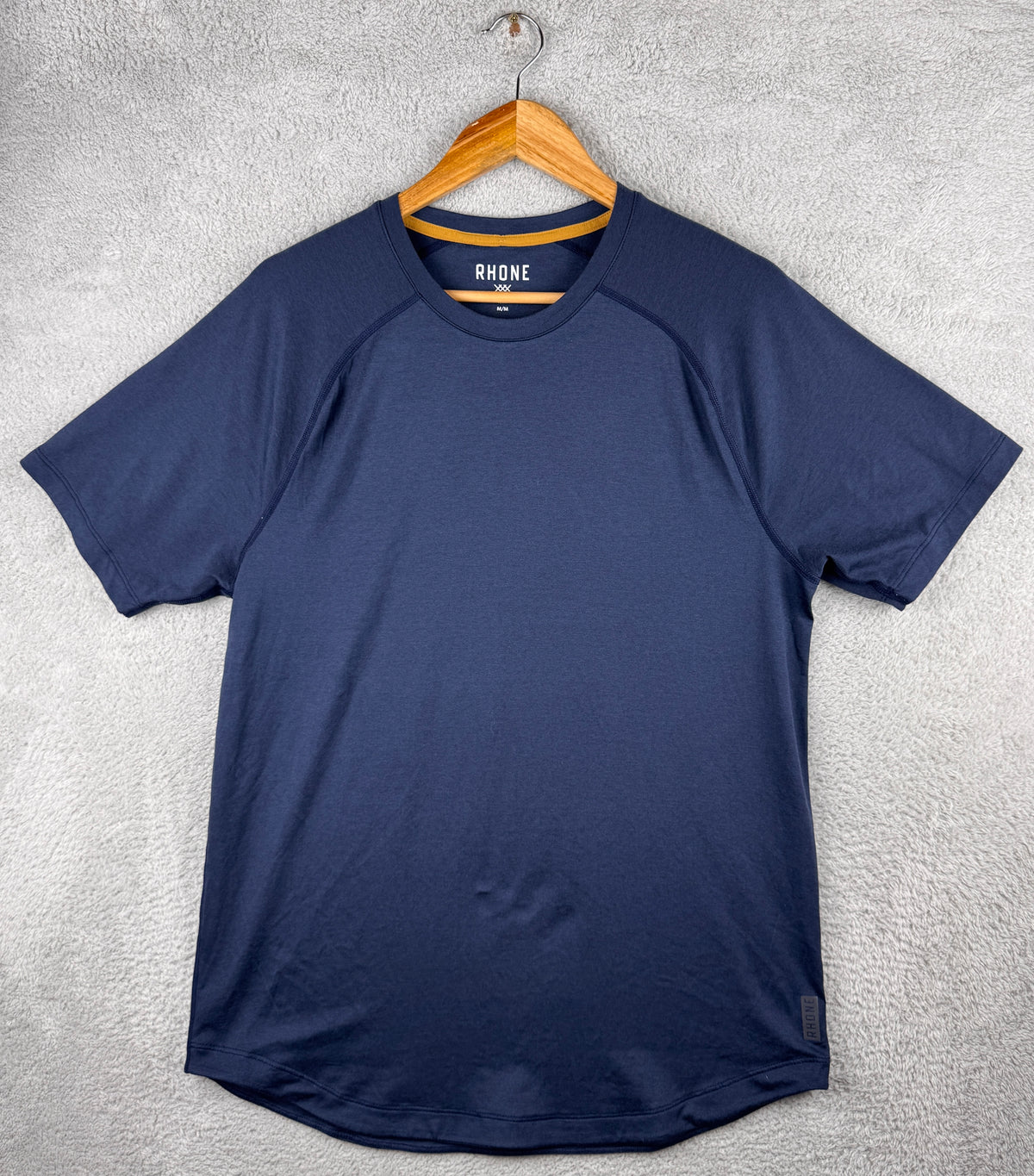 Rhone Mens Navy Blue Short Sleeve Performance Training Gym T Shirt Size Medium