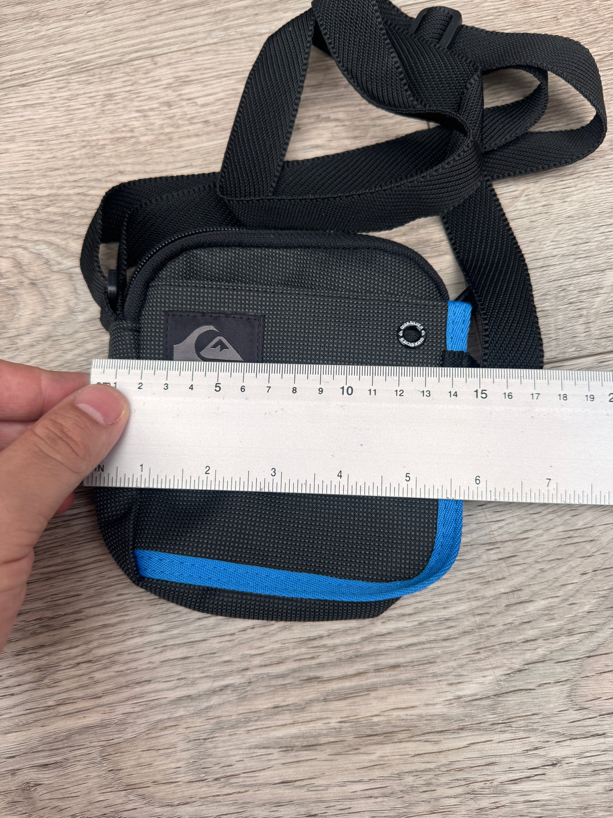 Quiksilver Small Crossbody Bag Black Blue Shoulder Flight Travel Festival Bag