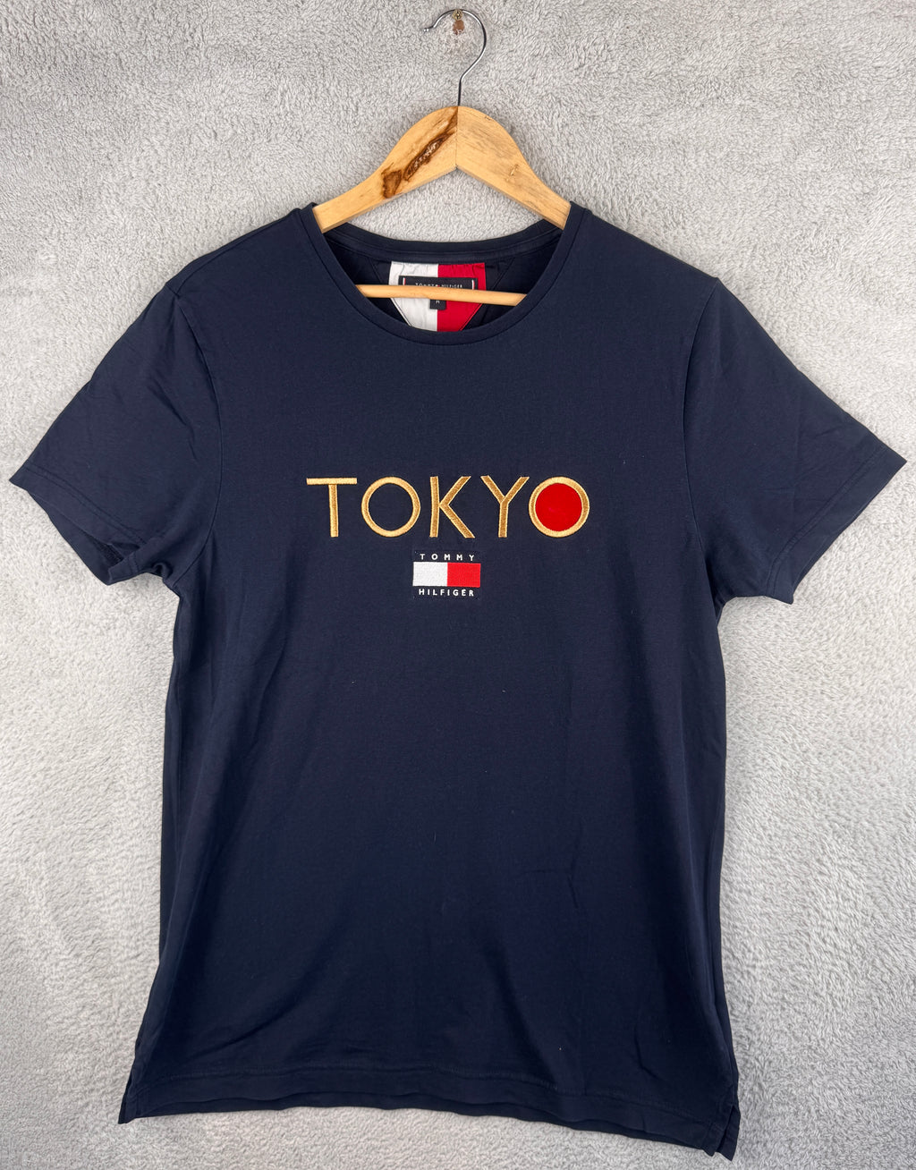 Tommy Hilfiger Tokyo T Shirt Mens Medium Navy Blue Japan Embroidered Logo