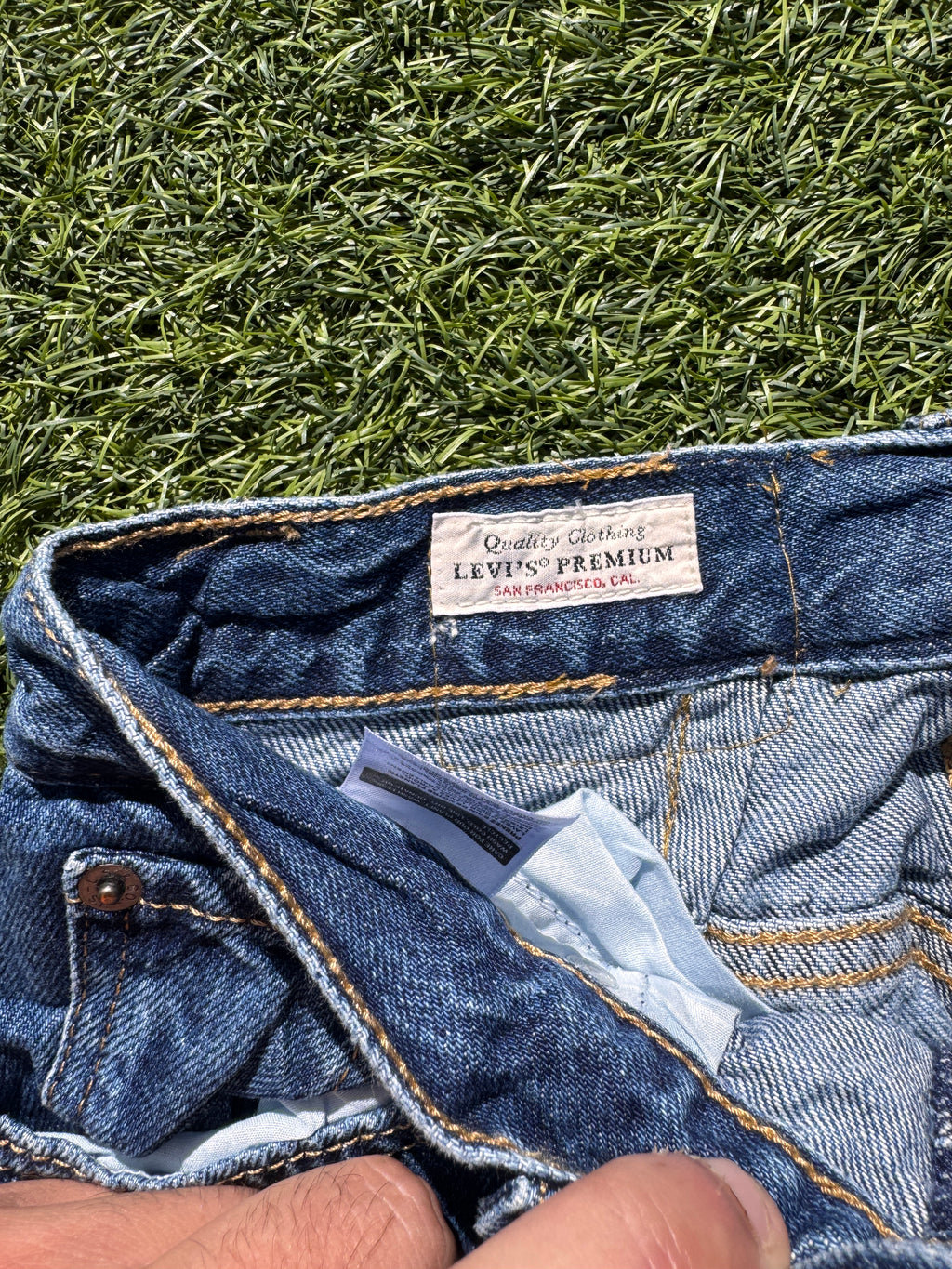 Levis Premium Womens Jeans W27 L30 Blue Denim Straight Leg High Rise 501