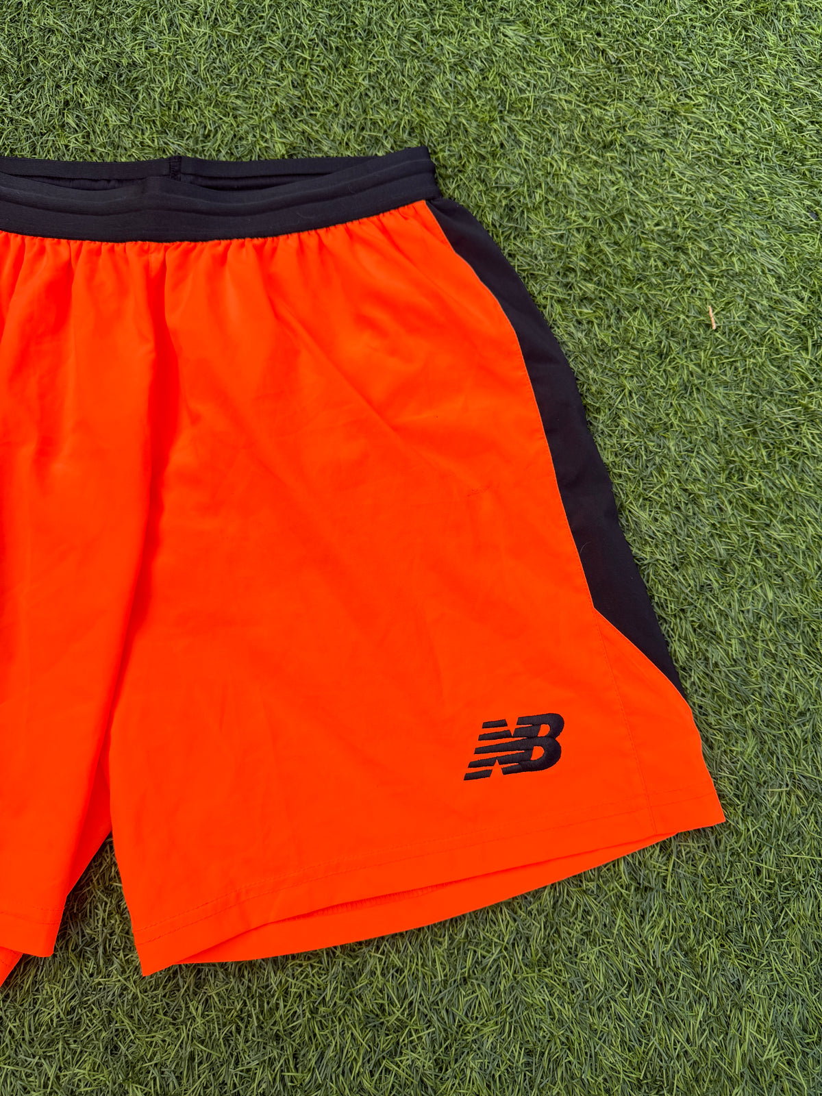 Liverpool FC New Balance Shorts Mens Small Orange LFC 125 Years 2017 Training