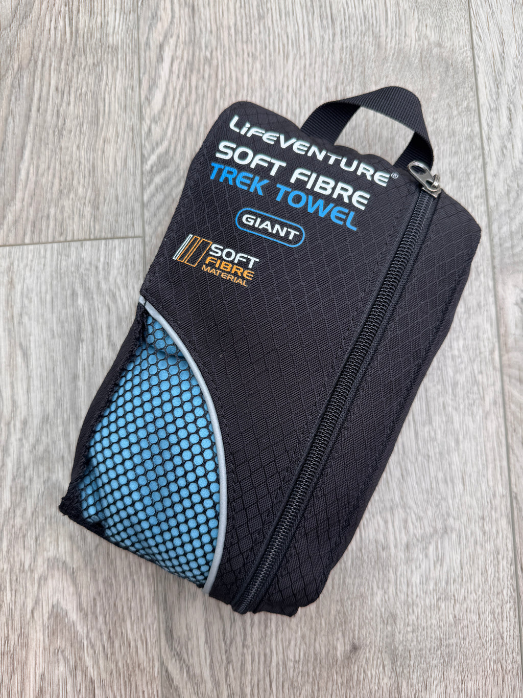 Lifeventure SoftFibre Giant Trek Towel Blue Quick Dry Travel Camping 150x90cm