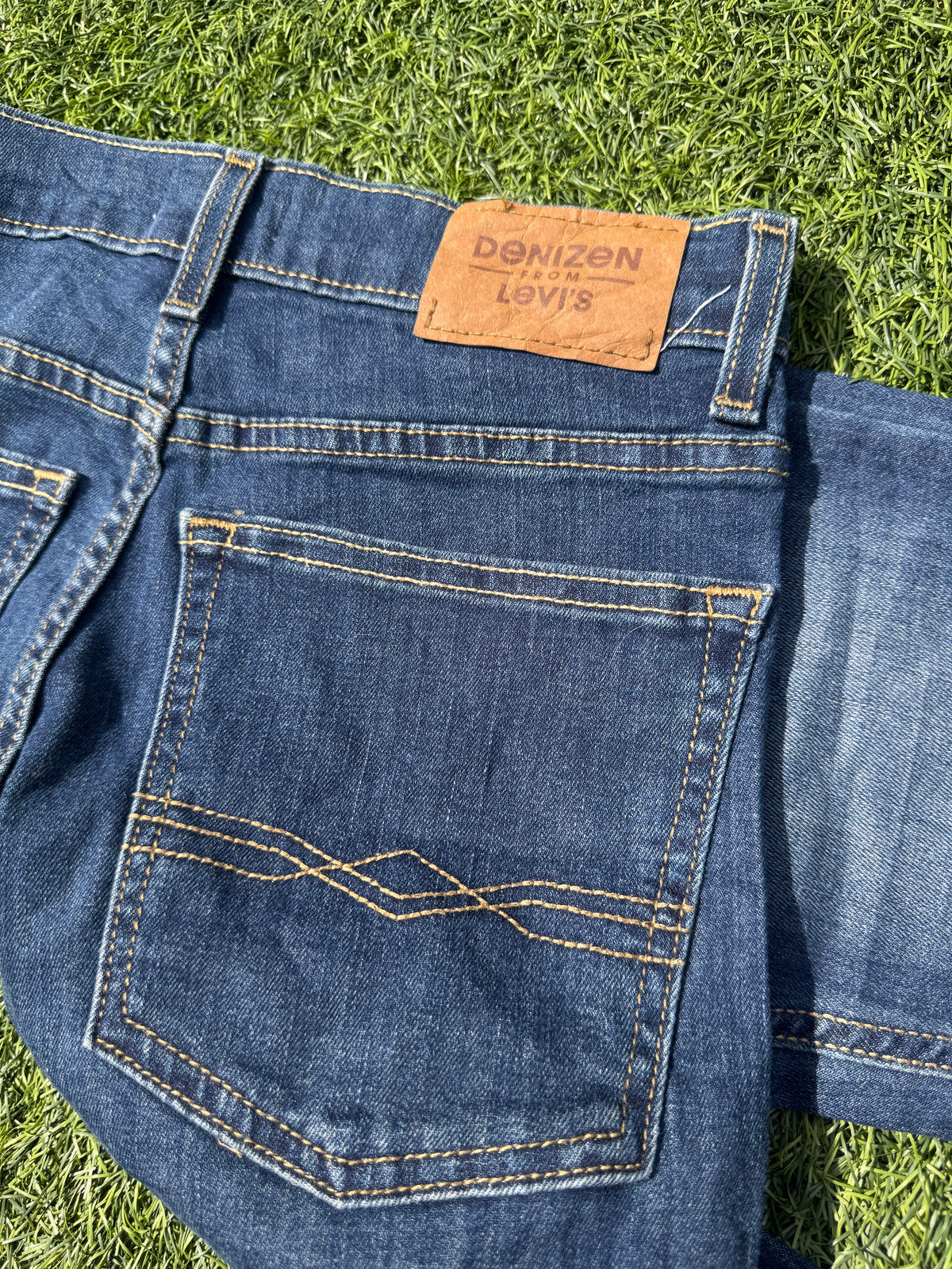 Denizen From Levi’s Womens Jeans Size 16 Regular Blue Skinny Stretch W 28 L 28