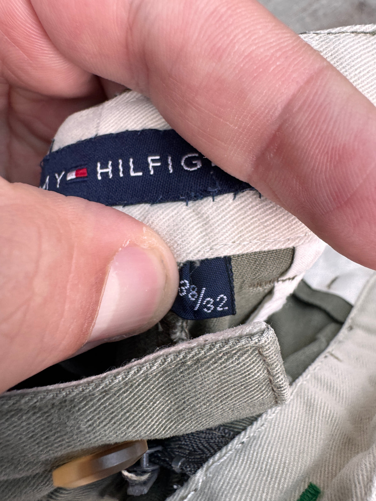 Tommy Hilfiger Vintage Mens Chinos W38 L28 Green Pleated Crest 100% Cotton