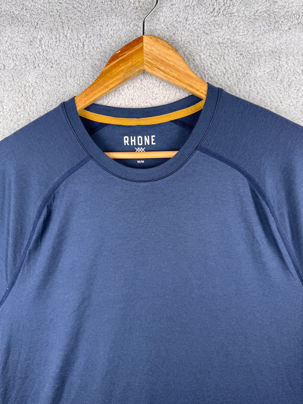 Rhone Mens Navy Blue Short Sleeve Performance Training Gym T Shirt Size Medium