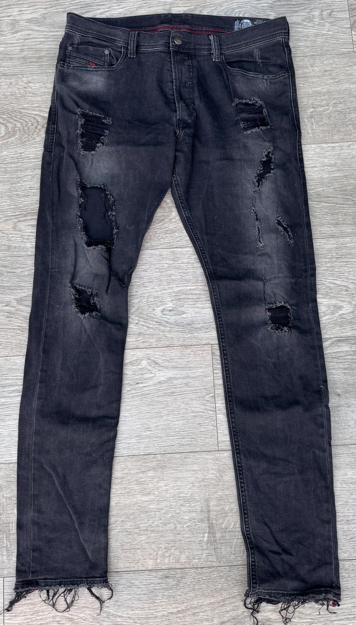 Diesel Tepphar 083L32 Jeans W33 L32 Black Slim Carrot Distressed Ripped Mens