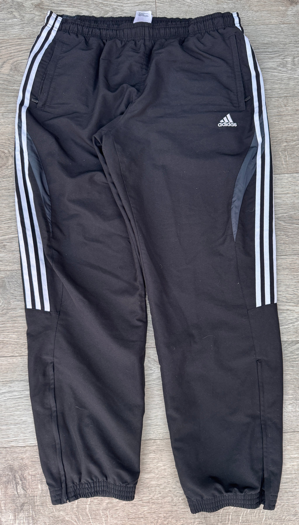 Adidas Mens Tracksuit Bottoms XL Black 3 Stripe Joggers Track Pants Zip Ankle