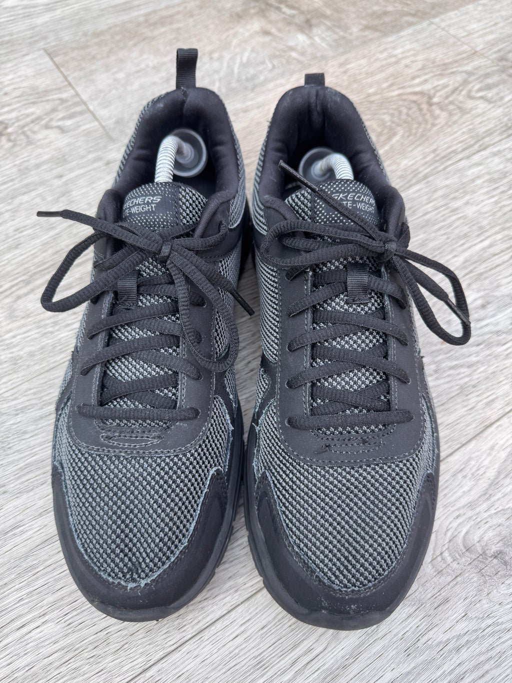 Skechers Lite Weight Mens Black Grey Mesh Lace Up Trainers Shoes UK 10