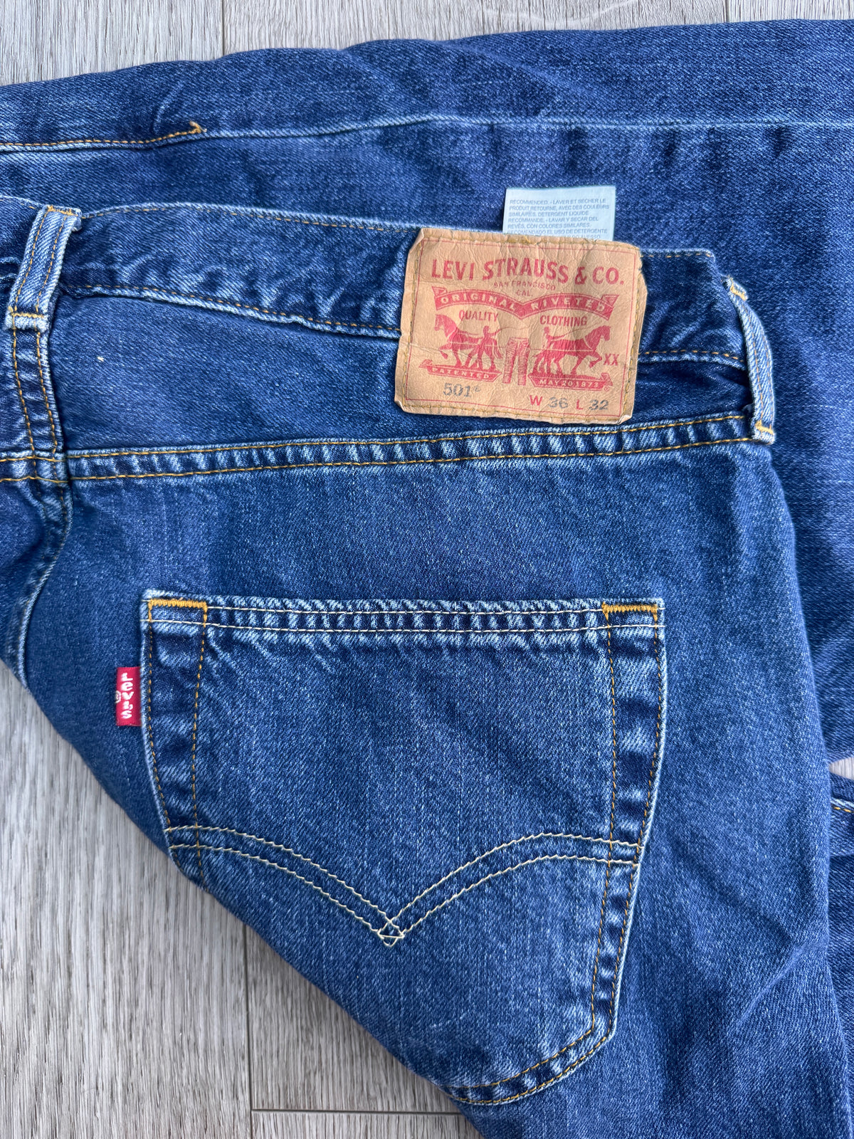 Levi's 501 Mens Jeans W36 L32 Blue Denim Straight Leg Button Fly