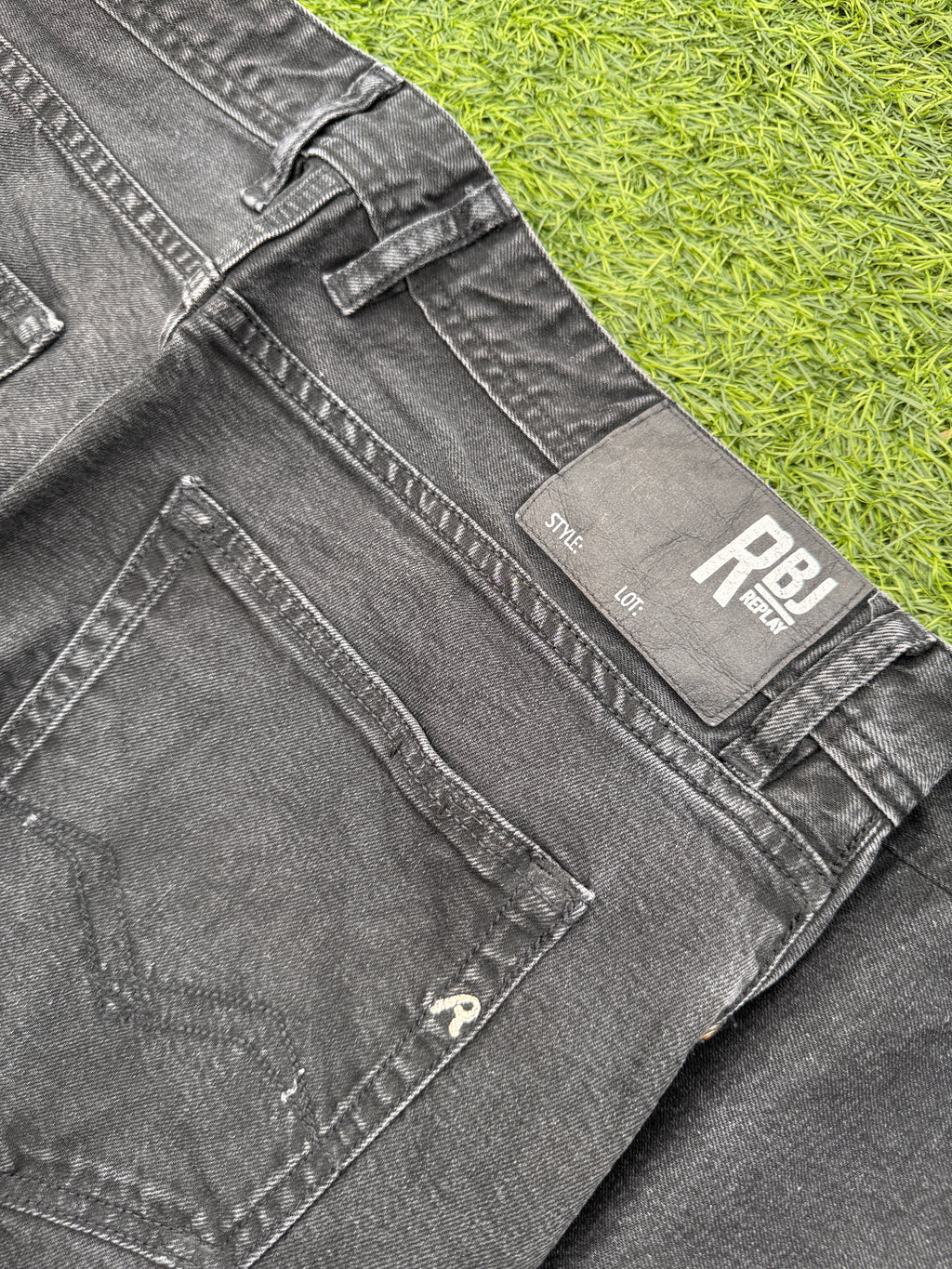 Replay RBJ Mens Jeans W32 L32 Black Faded Wash Straight Leg Denim Button Fly