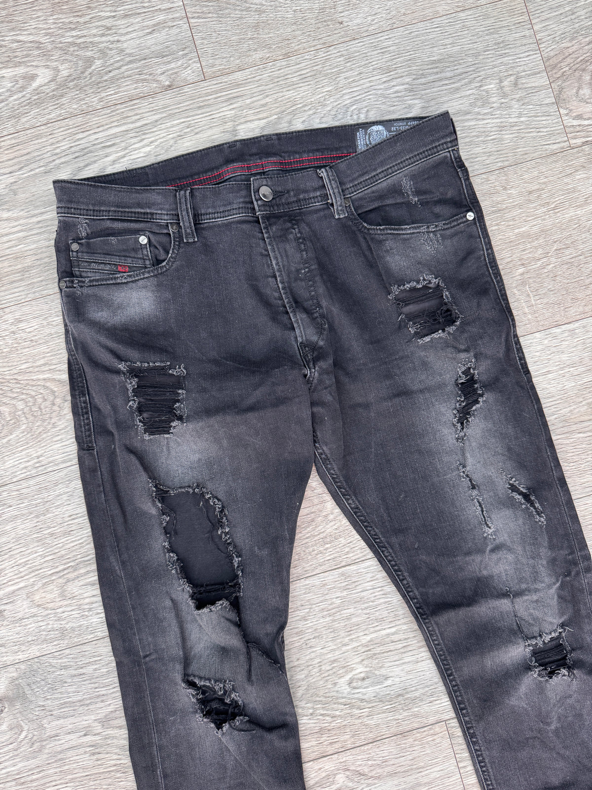 Diesel Tepphar 083L32 Jeans W33 L32 Black Slim Carrot Distressed Ripped Mens