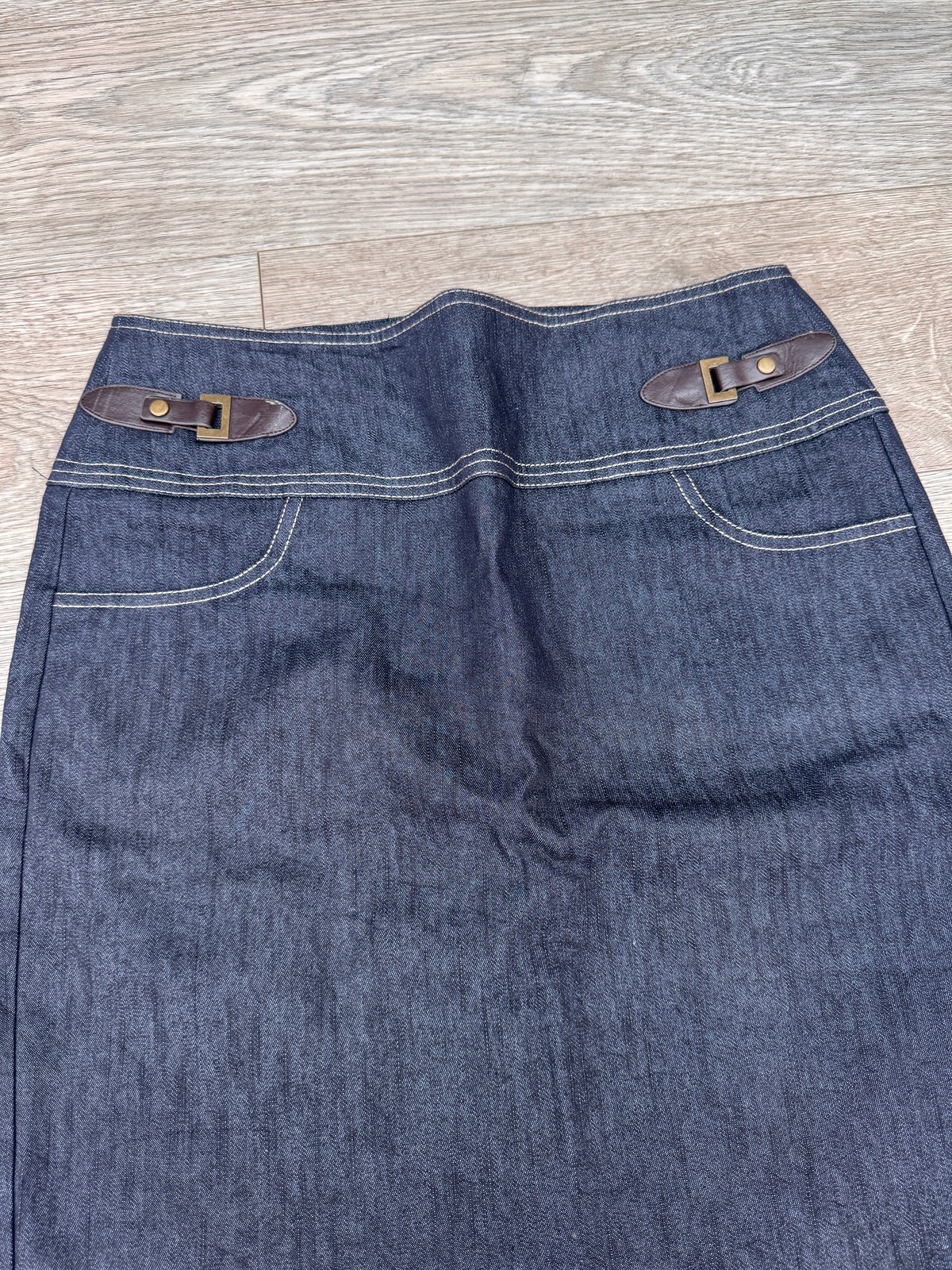 Dressbarn Womens Denim Midi Skirt UK 8 Blue Stretch Buckle Y2K Contrast Stitch