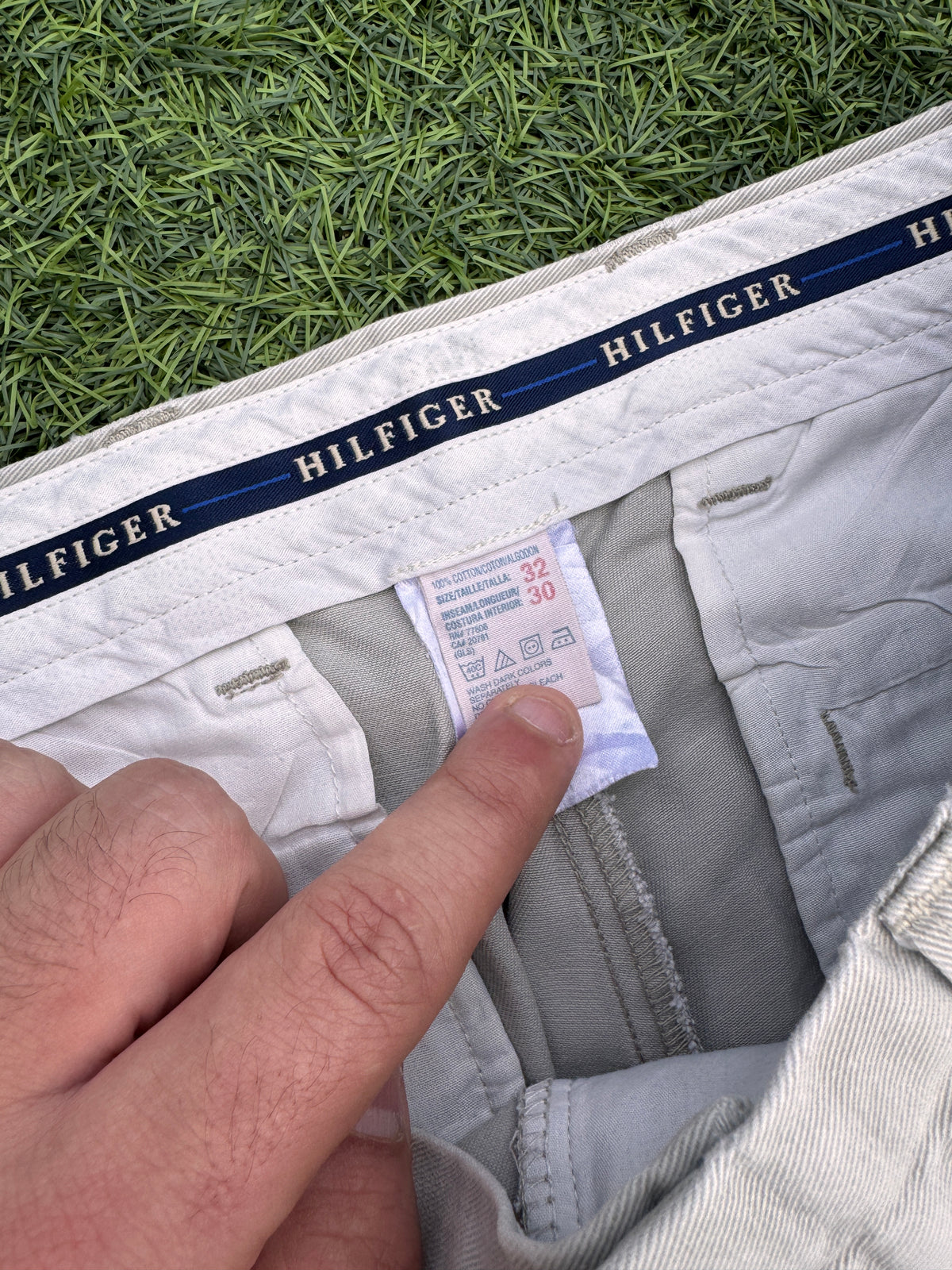 Tommy Hilfiger Mens Chino Trousers W32 L30 Grey Pleated Straight Leg