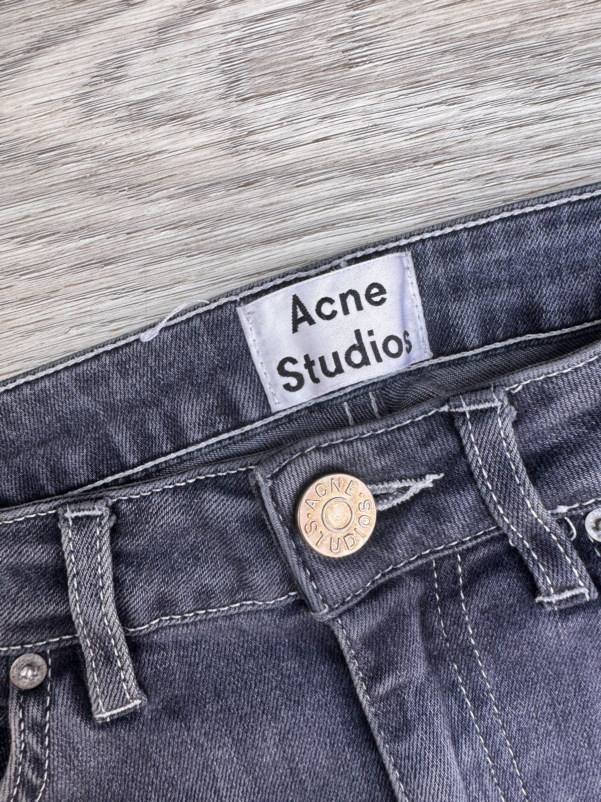 Acne Studios Womens Skin 5 LT Raven Jeans W27 L32 Grey Skinny