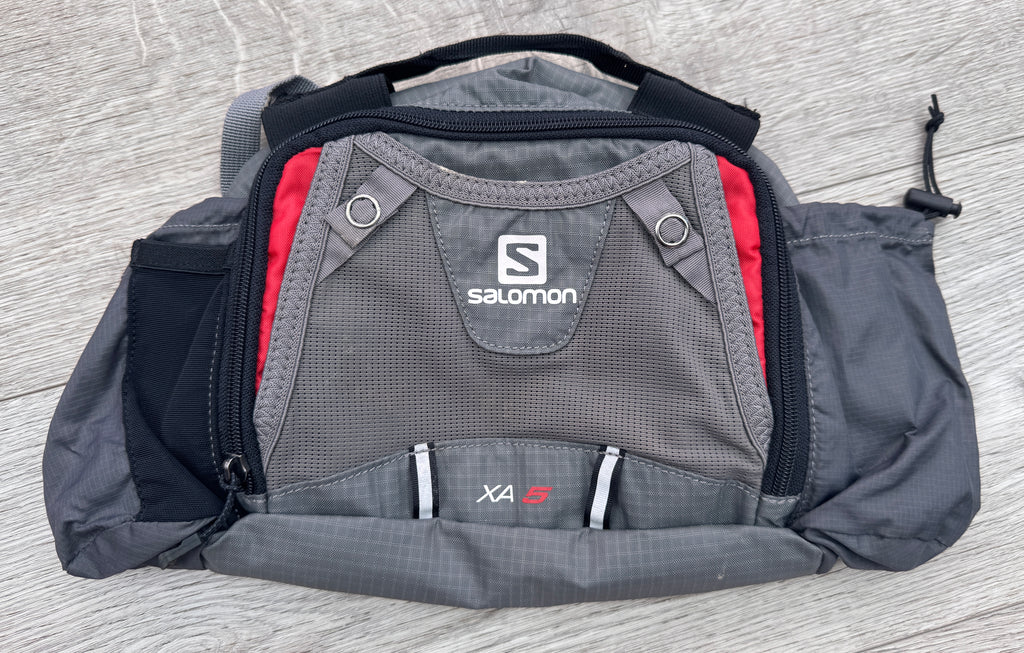 Salomon XA 5 Waist Pack Running Belt Grey Red Trail Hiking Hydration Bag