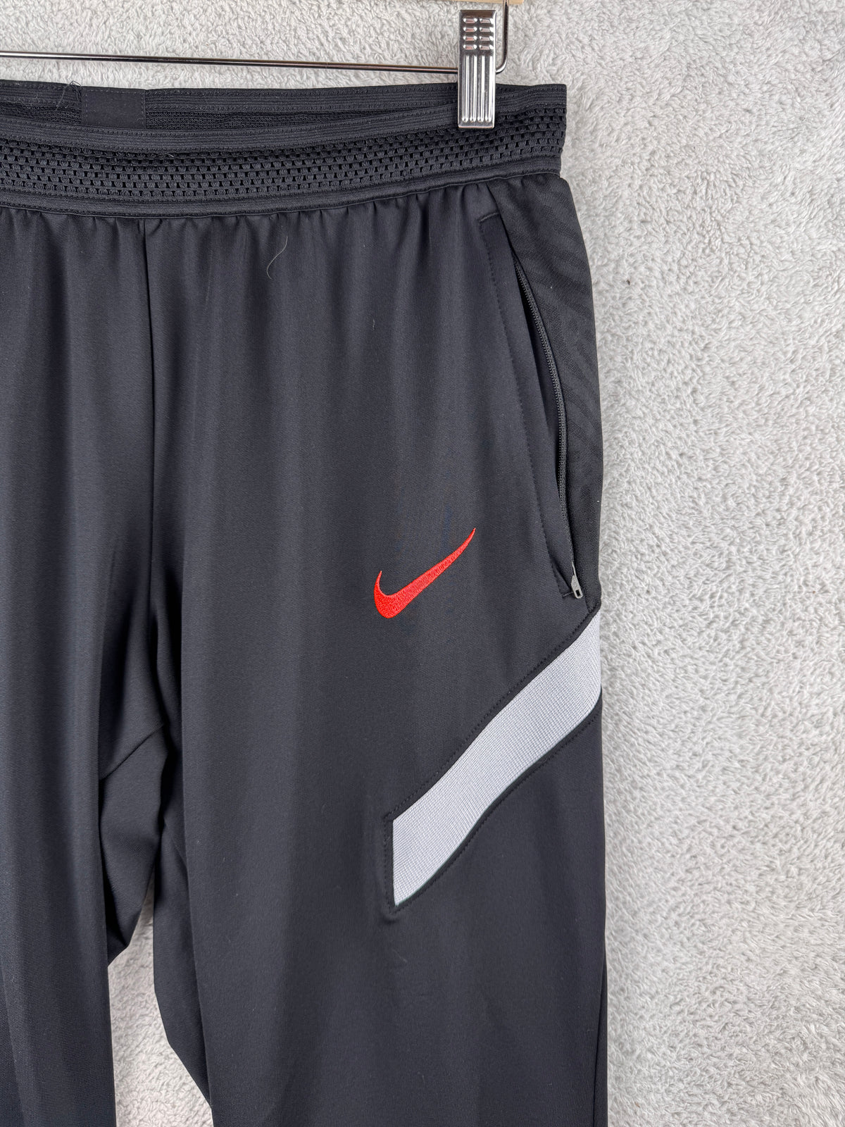 Nike Liverpool FC 20/21 Strike Dri-FIT Training Joggers Black Mens Large