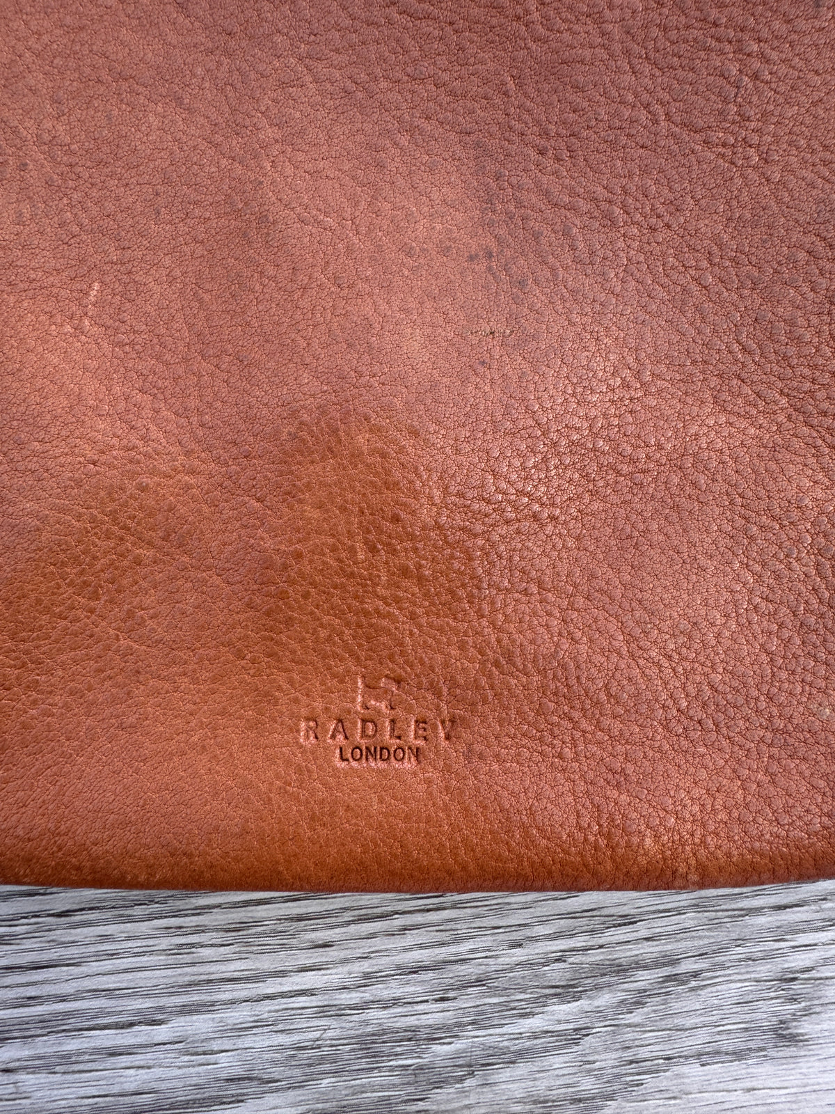 Radley London Womens Brown Leather Crossbody Shoulder Bag Scottie Dog Charm
