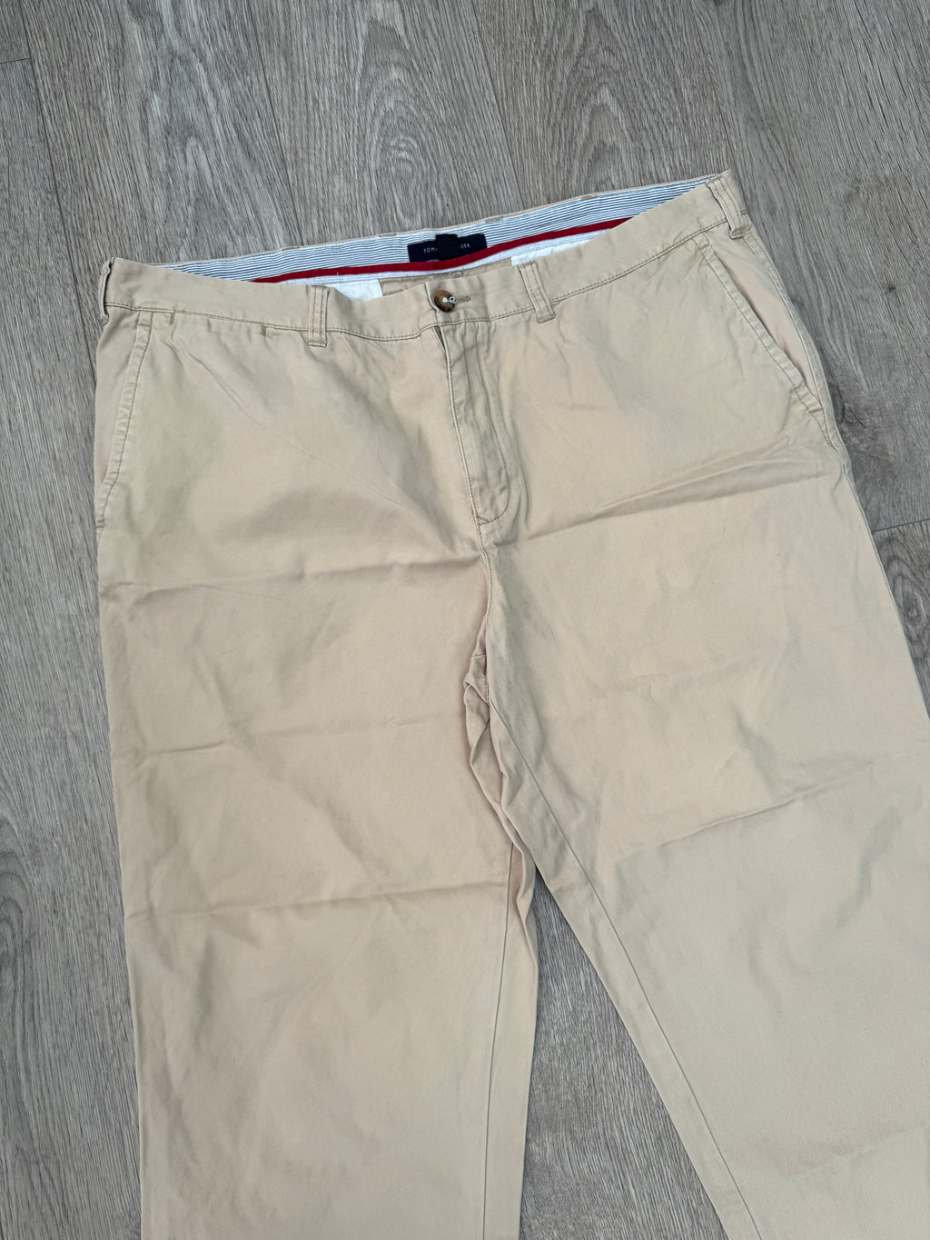Tommy Hilfiger Mens Chino Trousers W42 L28 Beige Tan Straight Leg