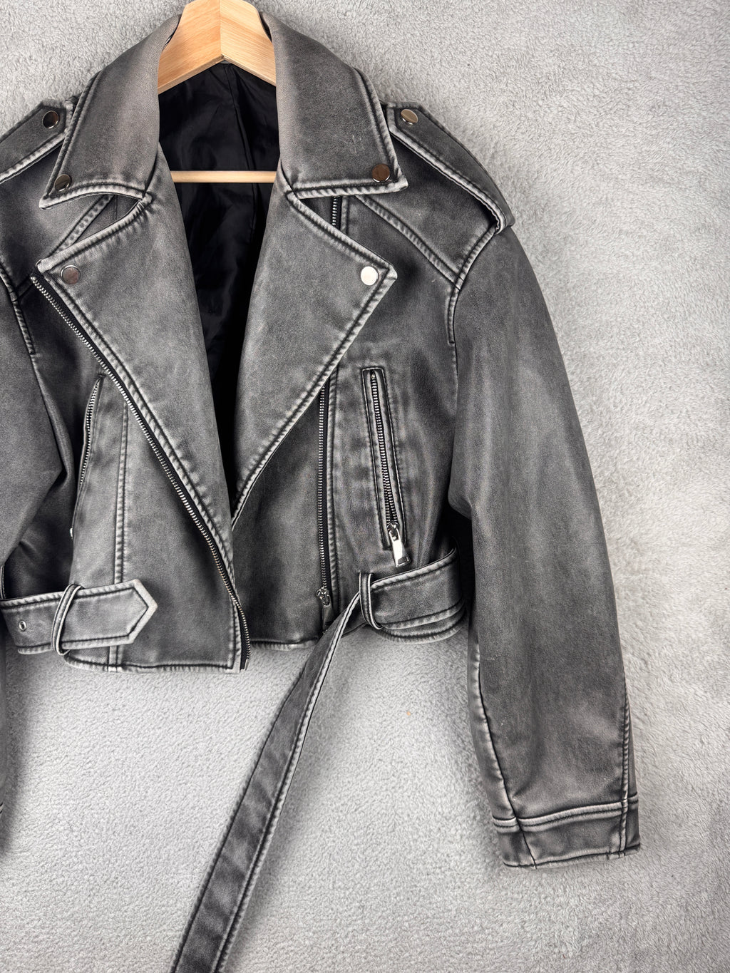 MOCHY TU Womens Grey Faux Leather Biker Jacket Cropped Moto Belted Zip Small