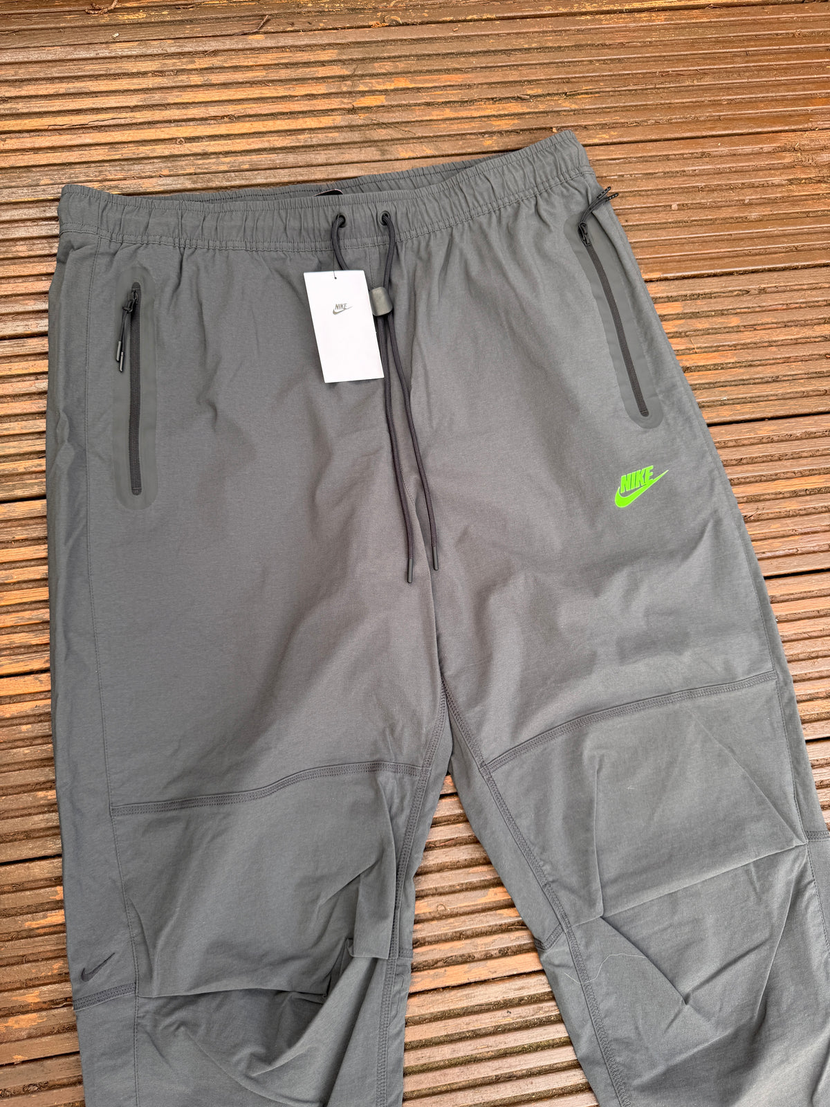 Nike Sportswear Mens Track Pants XL Grey Green Logo Woven Zip Pockets