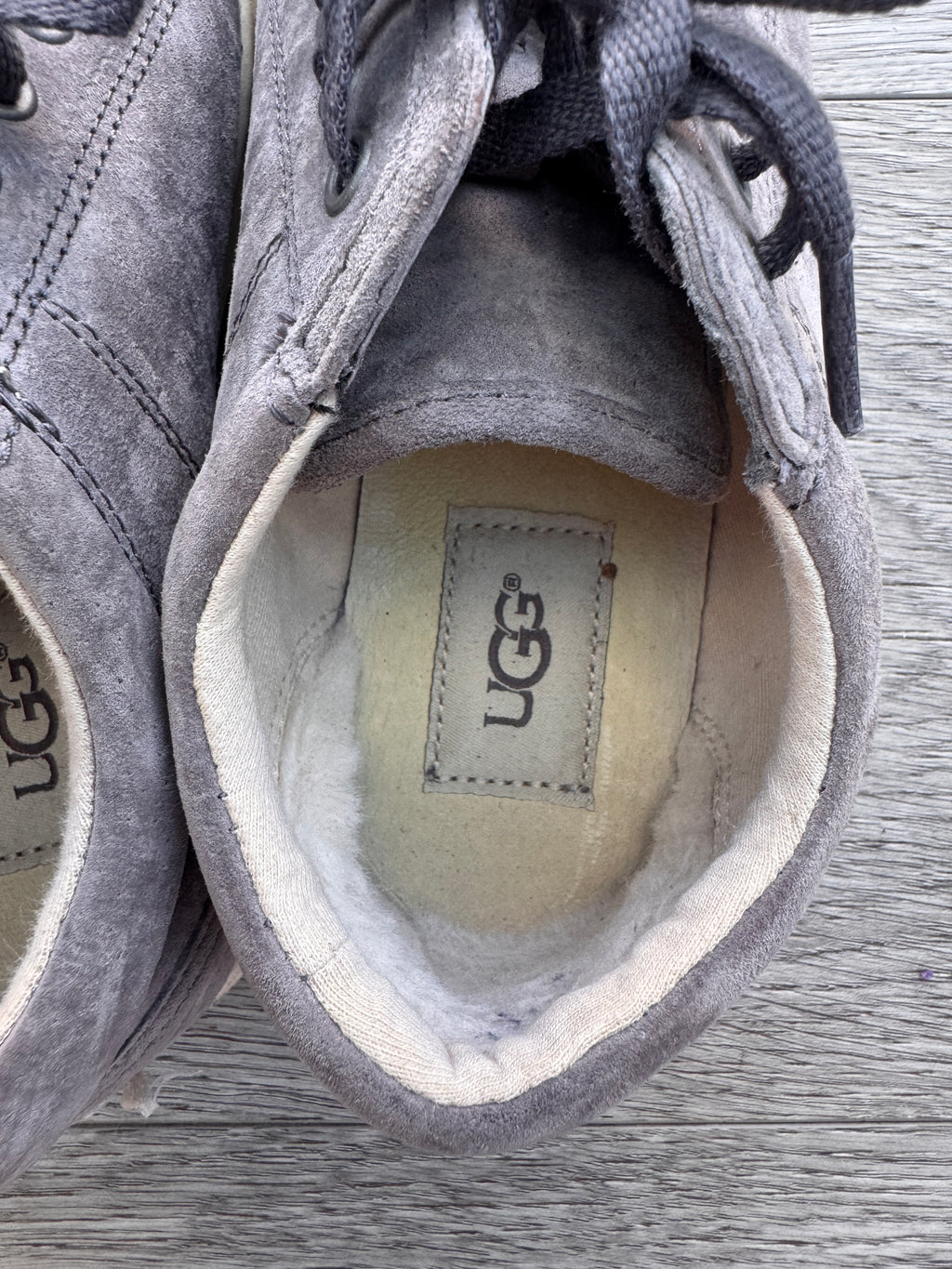 UGG Womens Grey Suede Lace Up Trainers Shoes Sneakers UK 3.5
