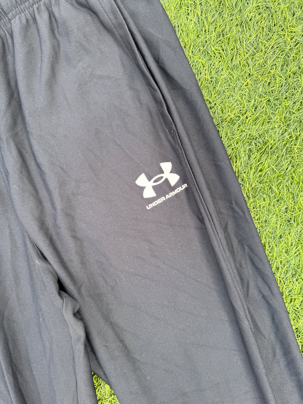 Under Armour Mens Tracksuit Bottoms Medium Black Joggers