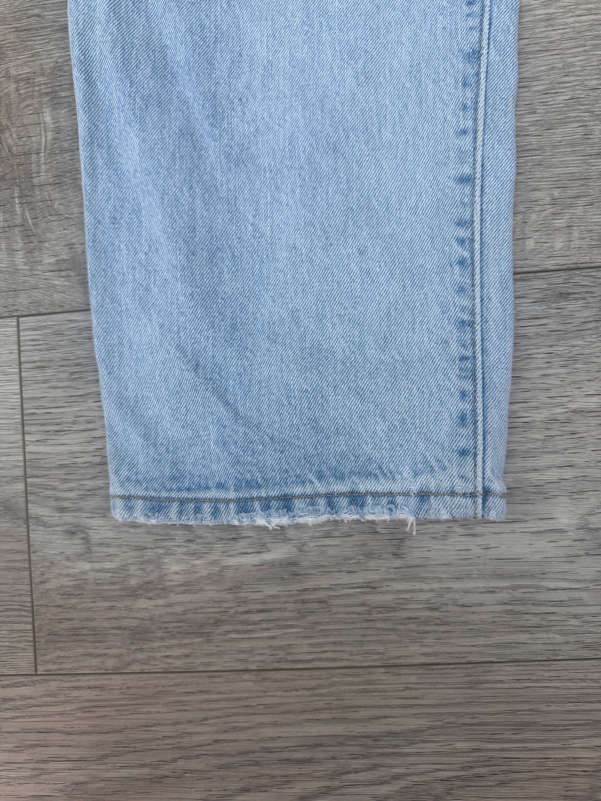 Levi’s Premium 501 Jeans Mens W31 L32 Light Blue Wash Straight Leg