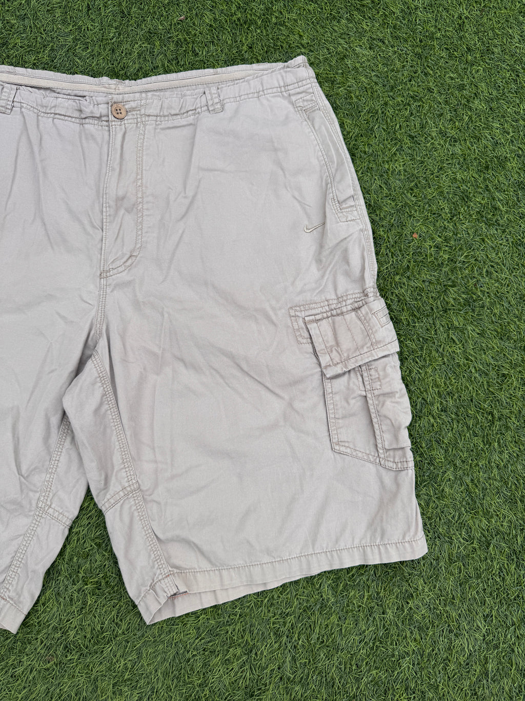 Nike Athletic Dept Mens Cargo Shorts XXL Beige Khaki Utility Combat