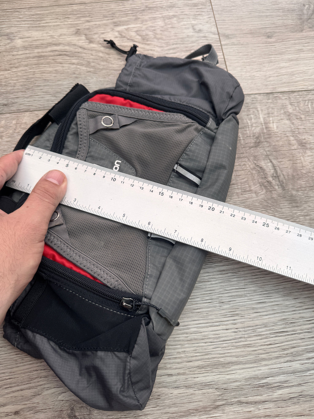 Salomon XA 5 Waist Pack Running Belt Grey Red Trail Hiking Hydration Bag