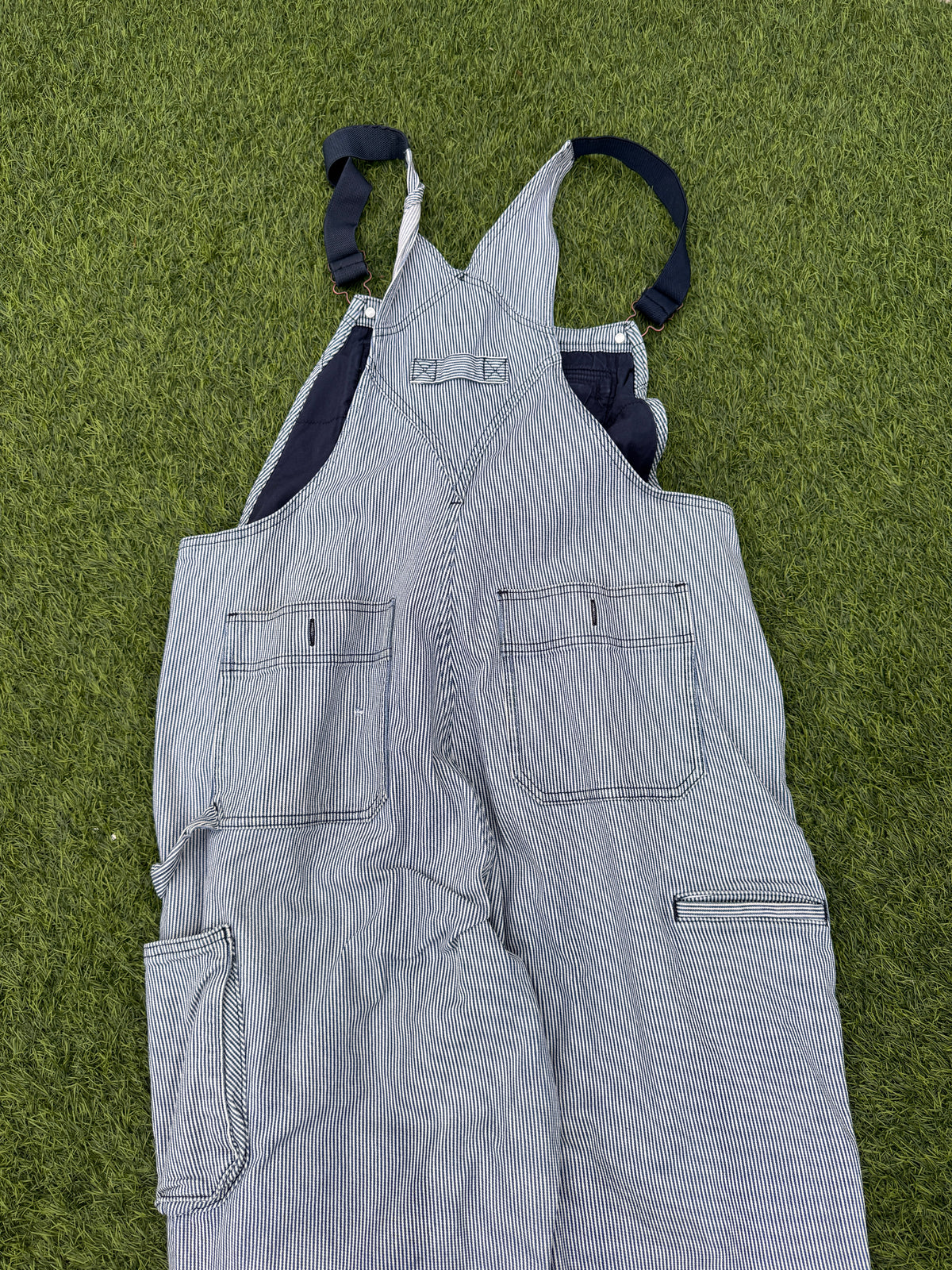 Duluth Trading Co L x 33 Hickory Stripe Bib Overalls Workwear Dungarees