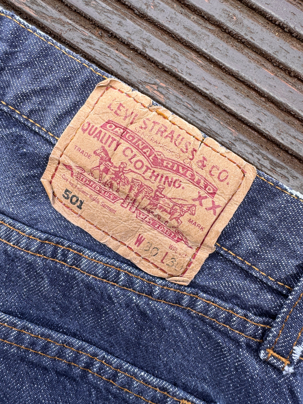 Levis 501 Mens Jeans W30 L30 Blue Denim Straight Leg Distressed Button Fly