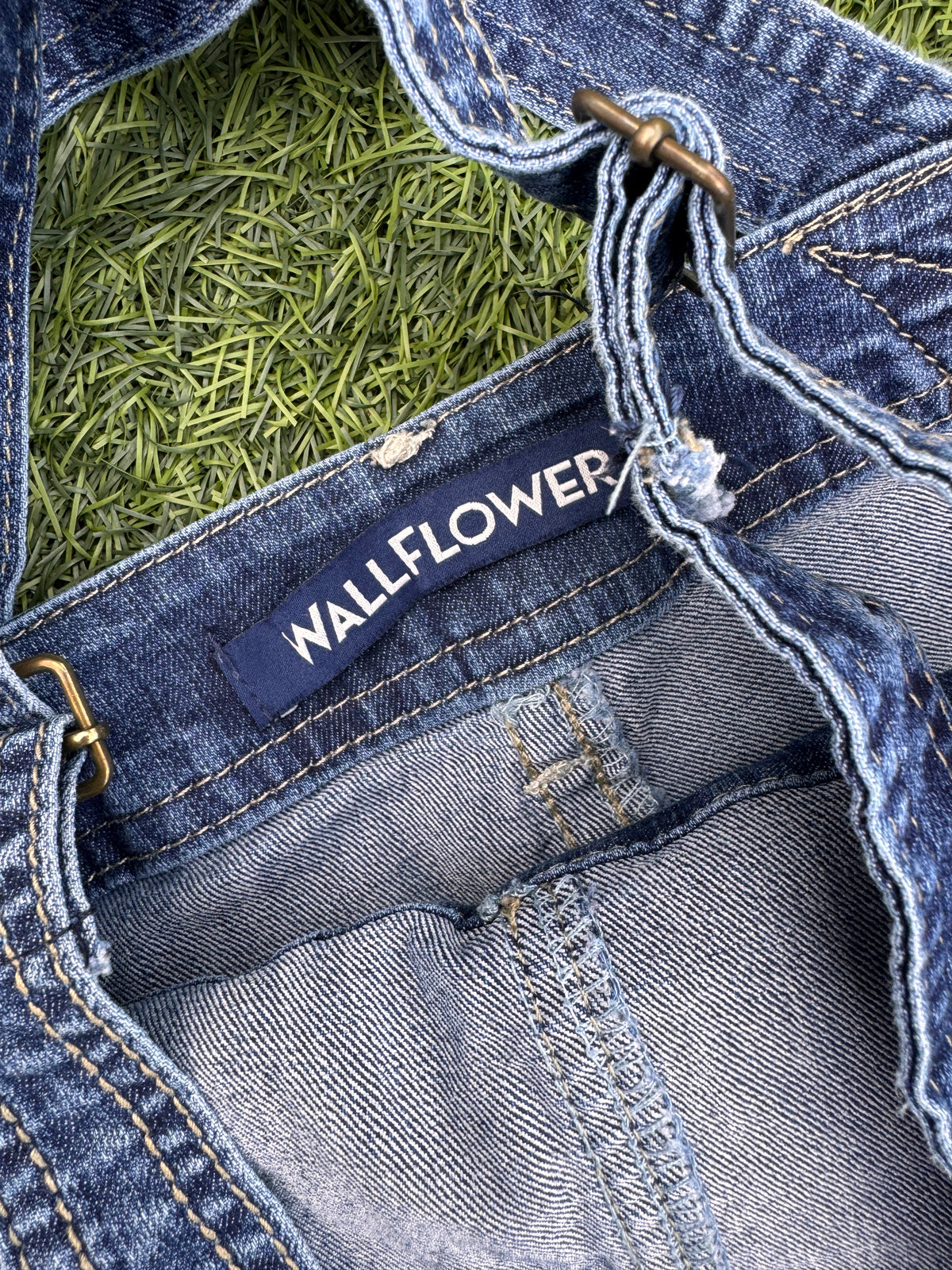 Wallflower Womens Small Denim Dungarees Blue Skinny Leg Jeans Overalls