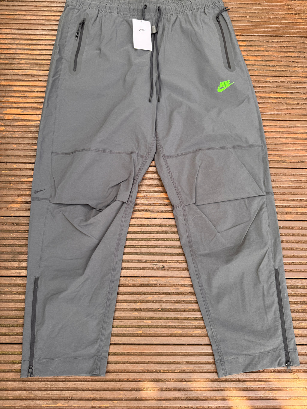 Nike Sportswear Mens Track Pants XL Grey Green Logo Woven Zip Pockets