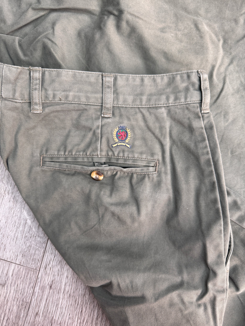 Tommy Hilfiger Vintage Mens Chinos W38 L28 Green Pleated Crest 100% Cotton