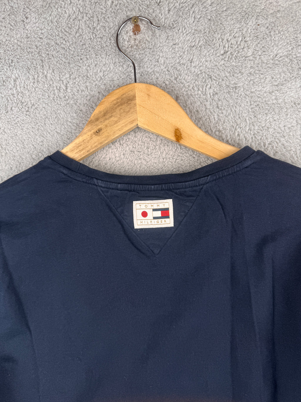 Tommy Hilfiger Tokyo T Shirt Mens Medium Navy Blue Japan Embroidered Logo