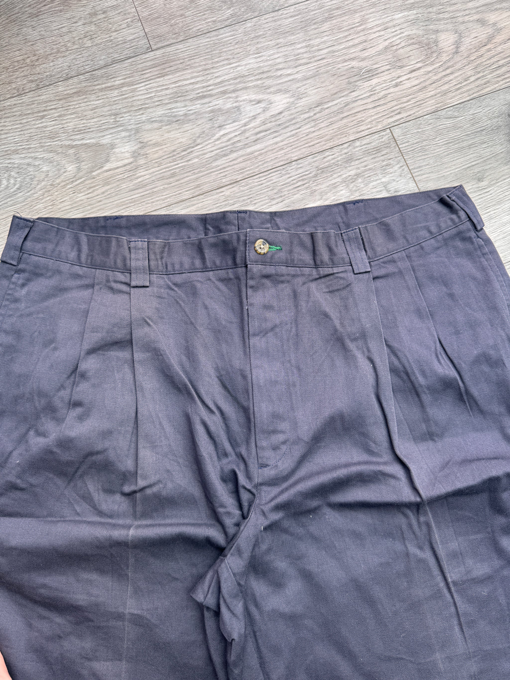 Tommy Hilfiger Mens Navy Blue Pleated Chino Trousers W40 L30 Straight Leg