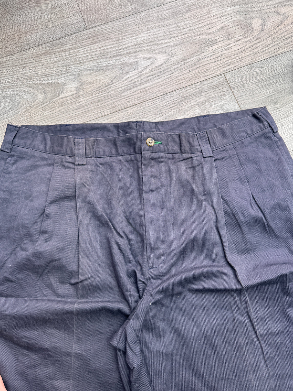Tommy Hilfiger Mens Navy Blue Pleated Chino Trousers W40 L30 Straight Leg