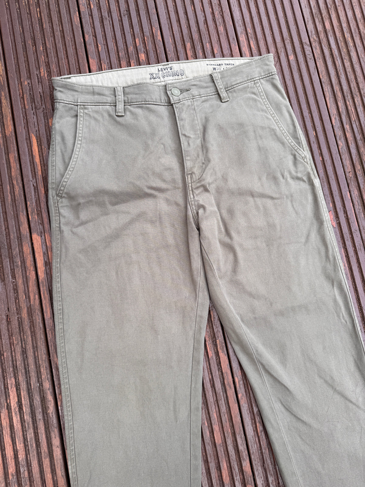 Levis XX Chino Mens Trousers W30 L32 Grey Beige Standard Taper