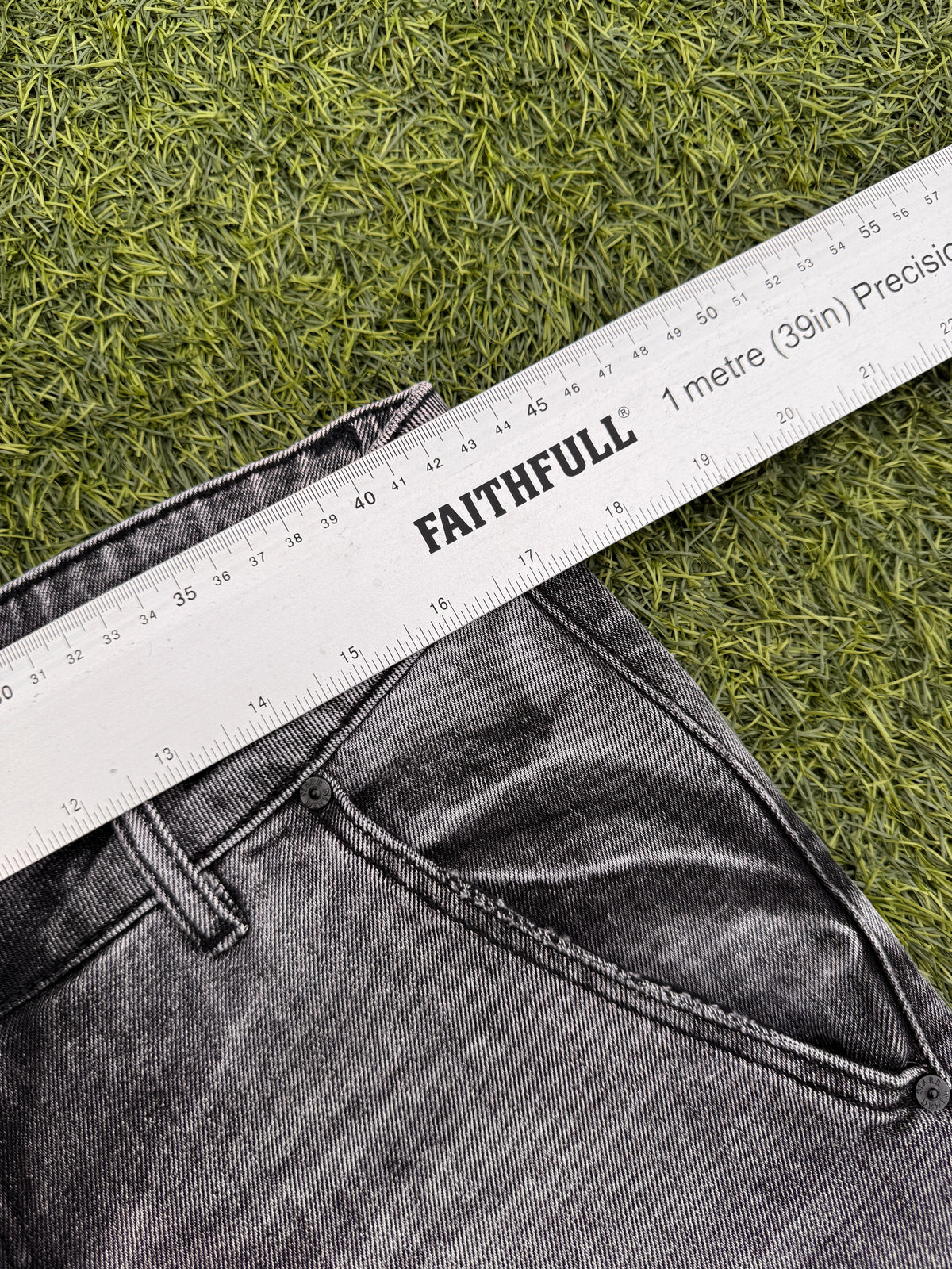 Siarr Carpenter Jeans Mens W34 L 32 Grey Washed Flared Distressed Patchwork